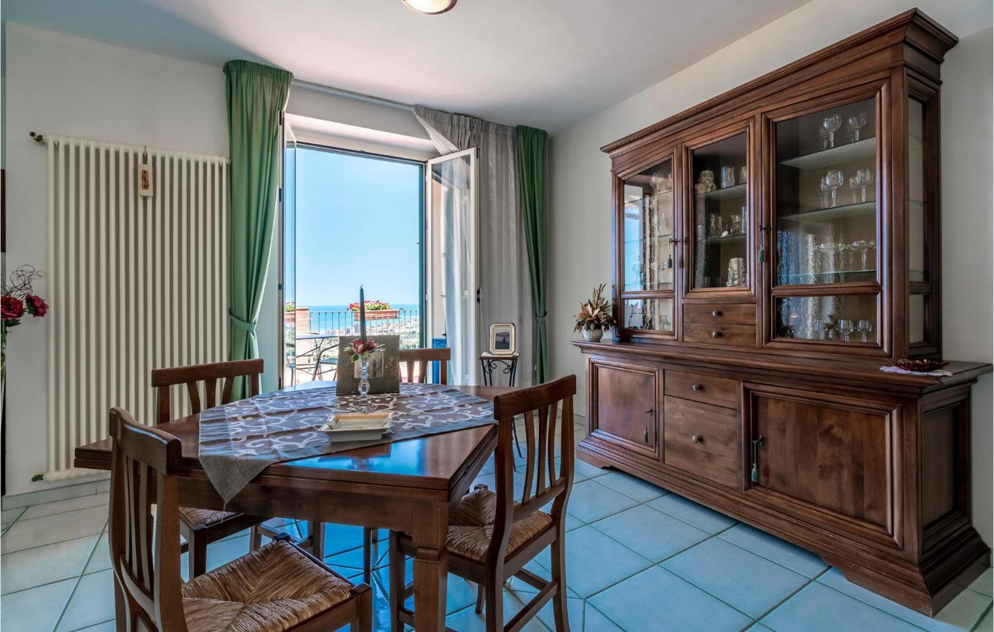 Nice Home In Belsito With Wifi Montepagano 外观 照片
