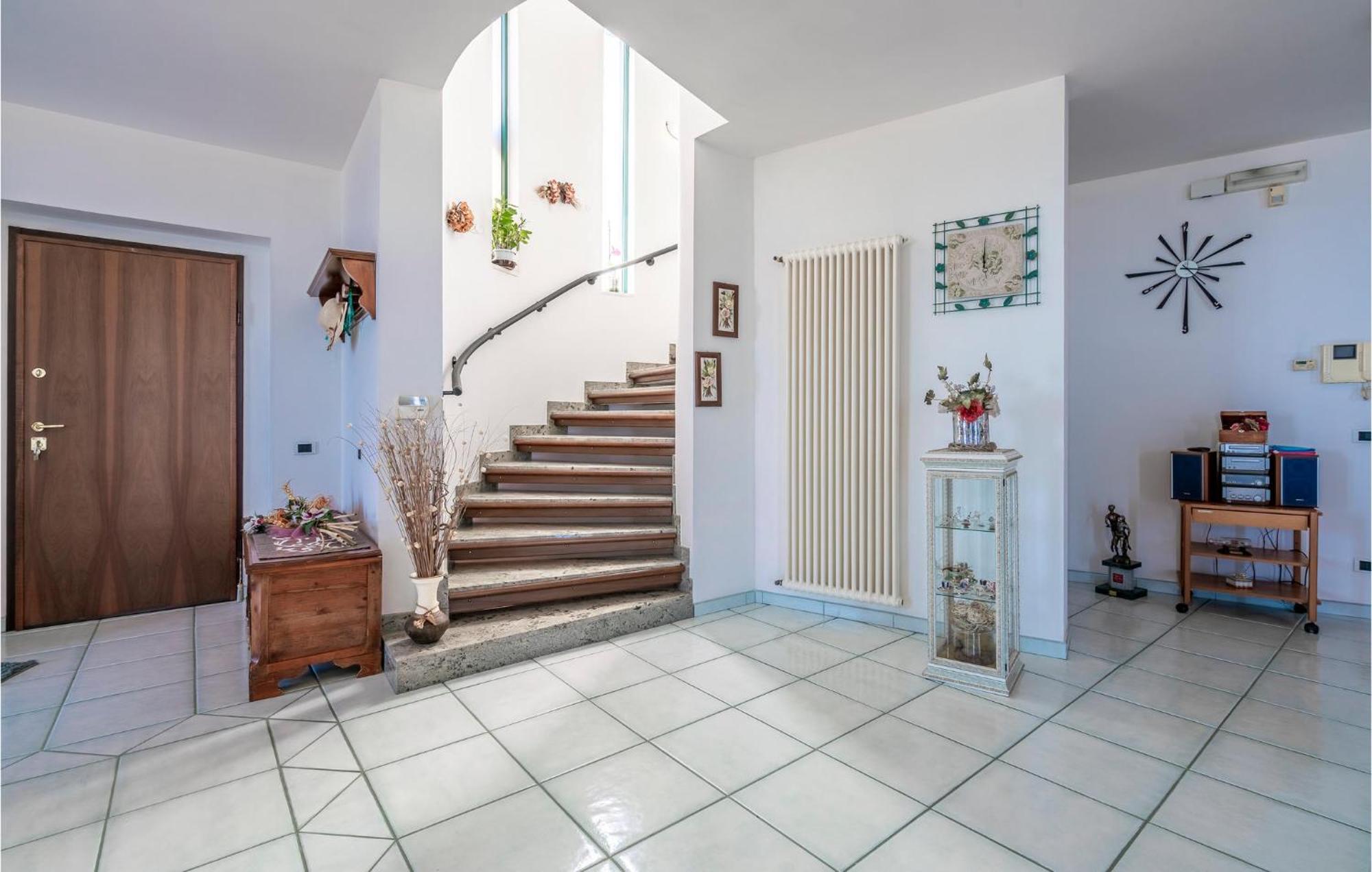 Nice Home In Belsito With Wifi Montepagano 外观 照片