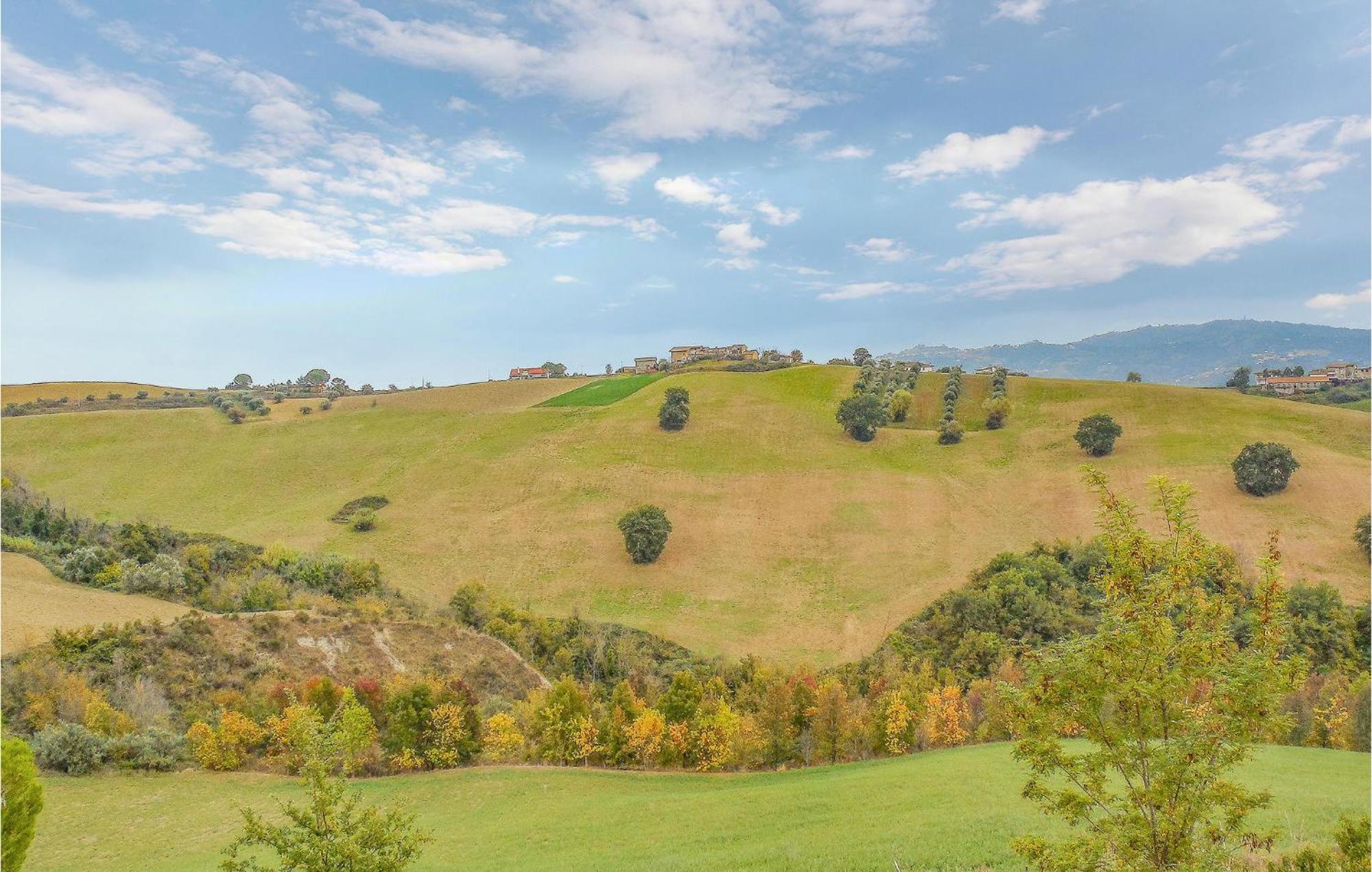 Nice Home In Belsito With Wifi Montepagano 外观 照片