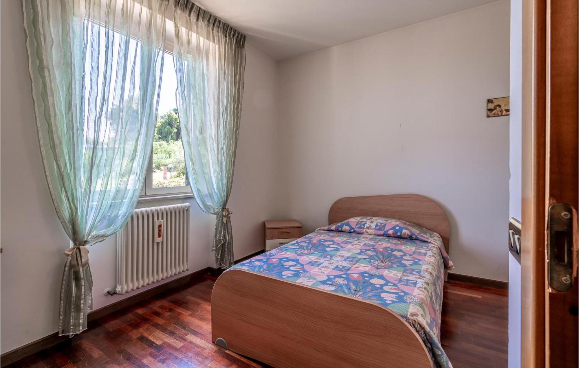 Nice Home In Belsito With Wifi Montepagano 外观 照片